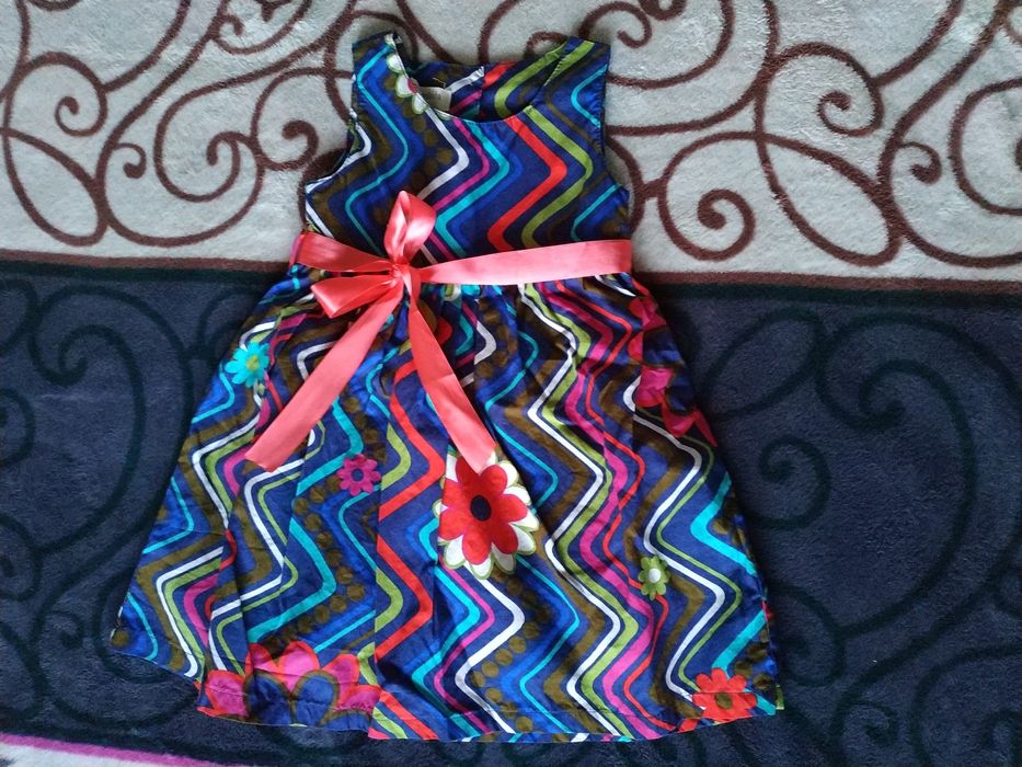 Літня сукня, сарафан на 2-4 роки, летнее нарядное платье