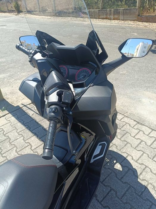 Honda Forza 125 Edição Especial, Banco Especial.