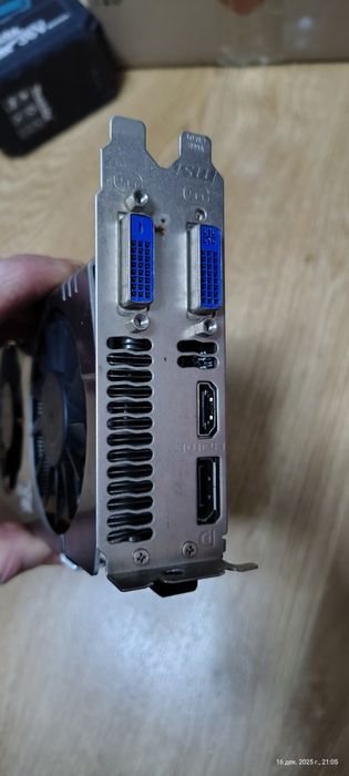 Продам NVIDIA GeForce GTX 660 2GB
