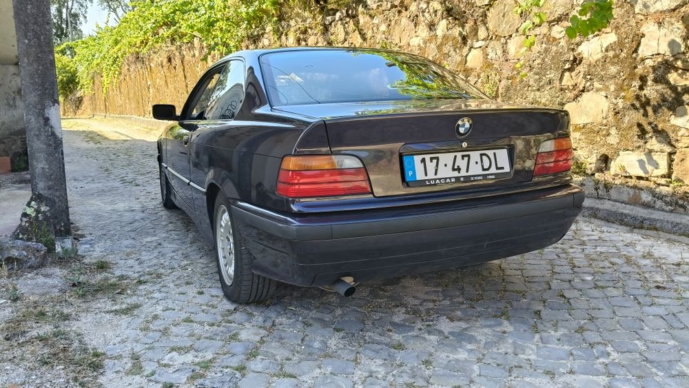 BMW E36 1.6i coupé