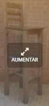 Bancos altos em madeira de castanho - 4 unidades