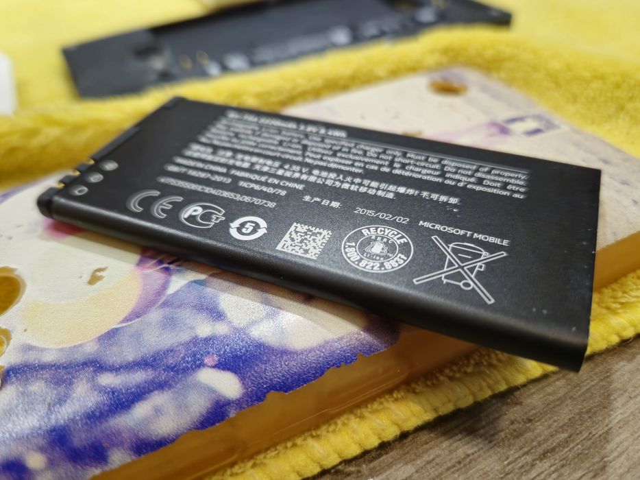 Nokia Lumia 735 używana