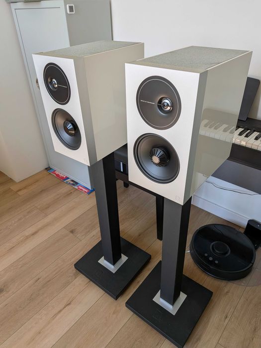 Definitive Technology Demand D11 dedykowane standy