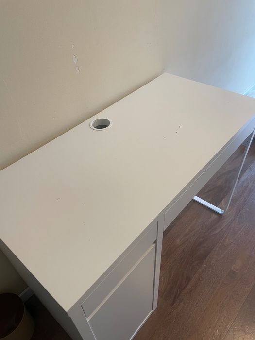 Secretária Ikea - Modelo  MICKE