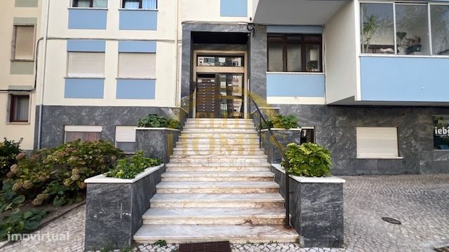 Apartamento T2 em Oeiras.