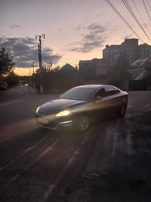 продаеться обмен Ford Mondeo 4 2012