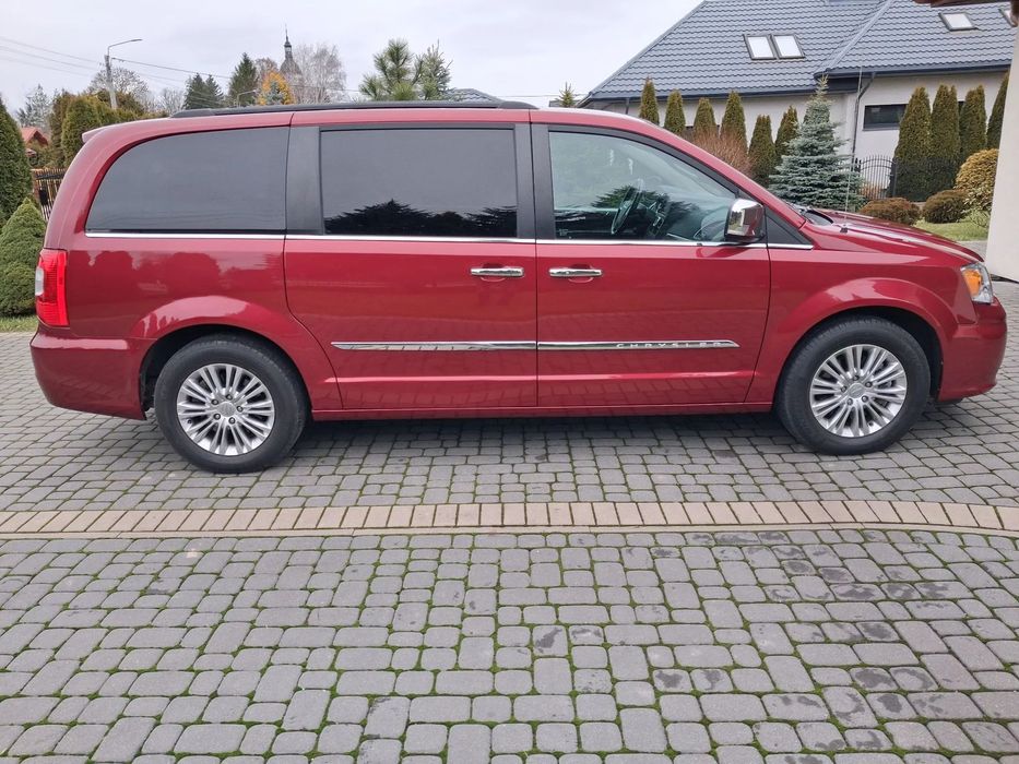 Chrysler Town & Country VAN 7 osób, przebieg 31401 km