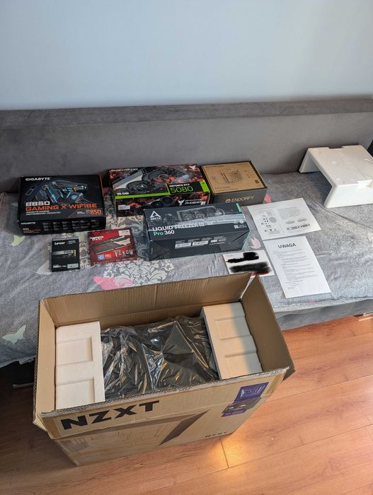 nowy komputer 9800x3d,RTX 5080,32 GB DDR5,SSD 2TB,Gigabyte B850,ARCTIC LIQUID FREEZER III PRO 360/NZXT H7 FLOW/ENDORFY 1000W/WIN11 GWARANCJA 19MSC