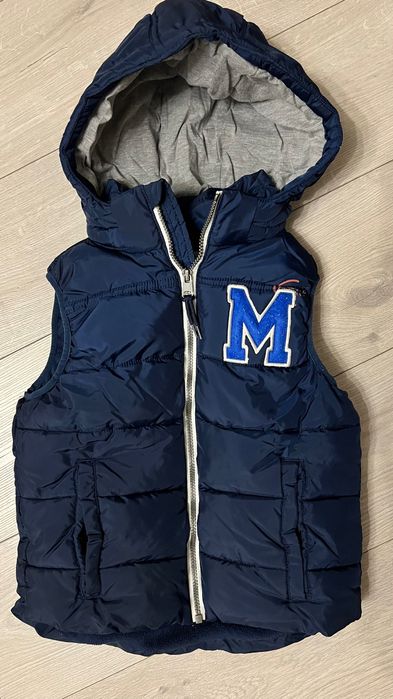 Продам жилетку на хлопчика