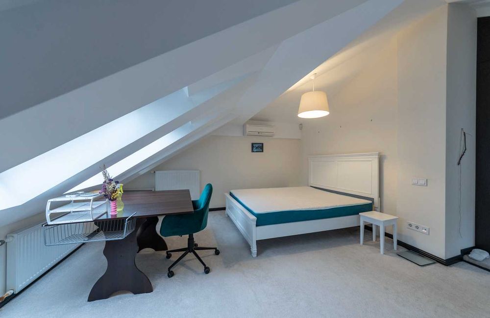 5 кімнатна квартира на Ярославовому Валу 11 Центр міста. Золоті ворота