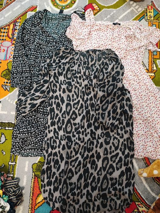 Отдам пакет вещей на девушку