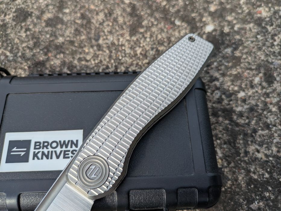 Nóż folder Brown Knives FSD