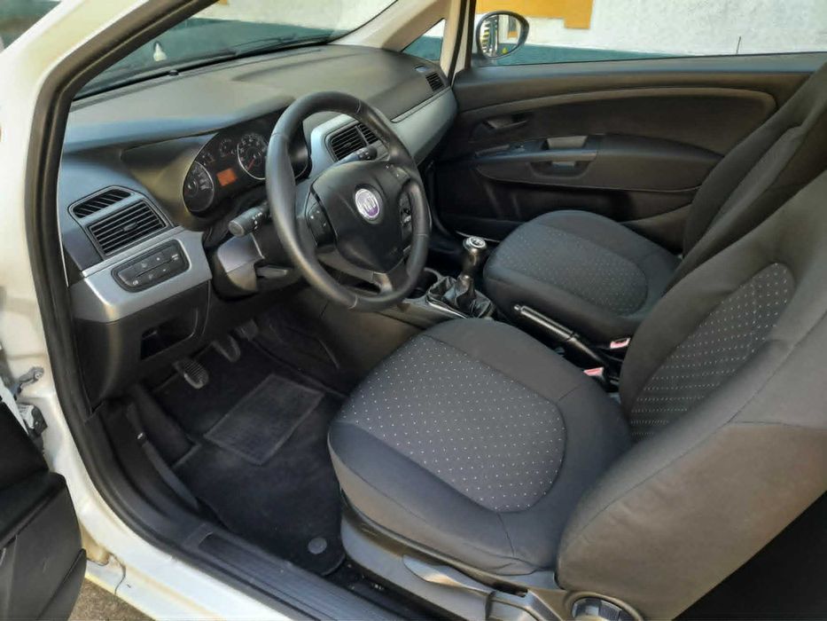 Fiat Punto 1.3Mjet A/C Nacional
