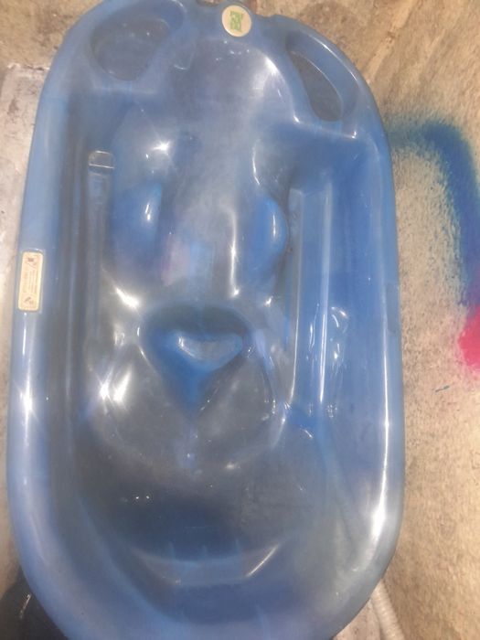 2 banheiras prenatal novas 5 € cada