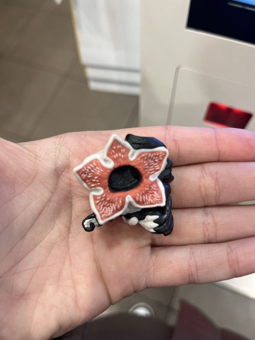 Кіндер дивні дива|kinder joy