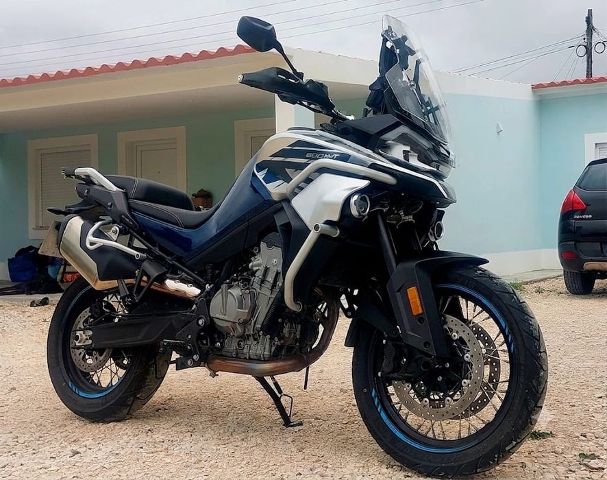 Cf Moto 800MT 1800kms