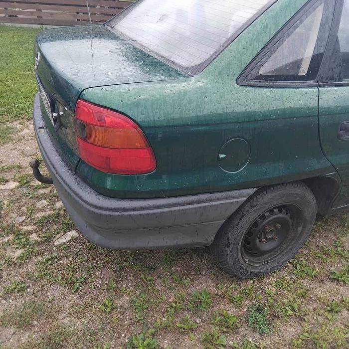 Samochod opel astra classic