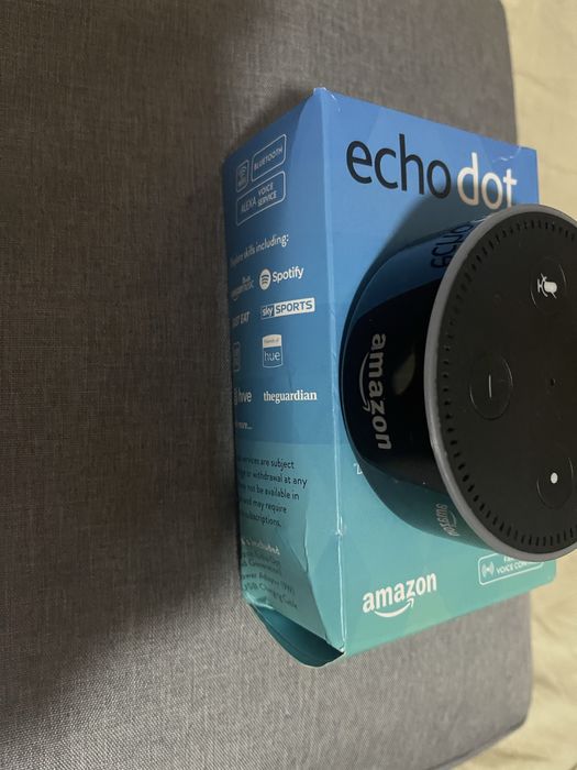 Умная колонка amazon