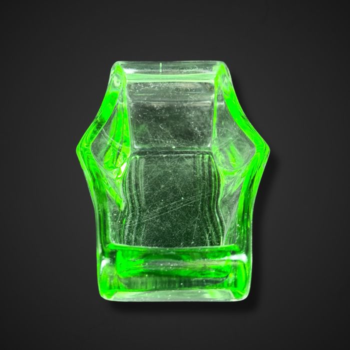 Pojemnik bomboniera szkło vintage art deco zielona b51/02282