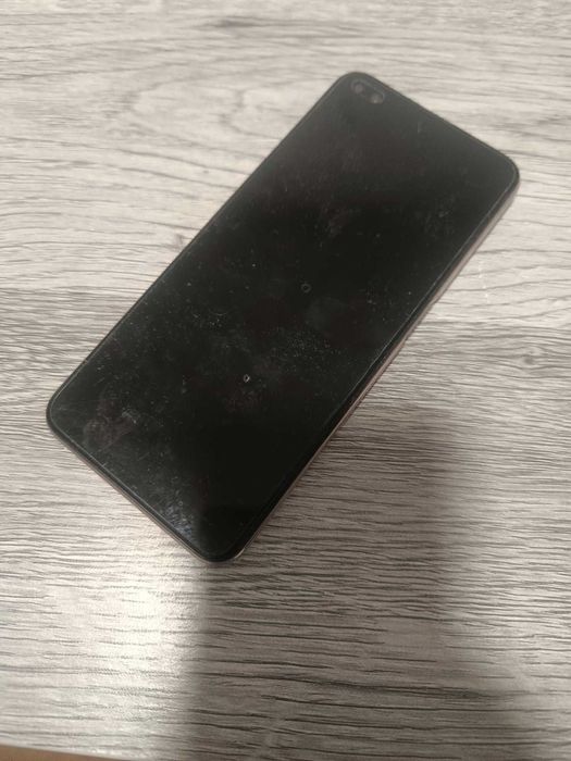 Vendo Oppo Reno4 Z 5G – Potente, Rápido e em Excelente Estado!