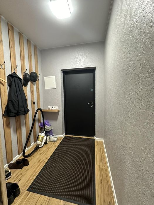 2к квартира з новим ремонтом. ЖК Покровський центр Гостомеля.