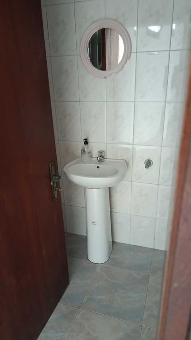 Arrenda loja/escritório - Recardaes
