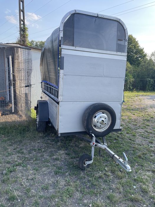 Przyczepka do przewozu Koni , Bydła