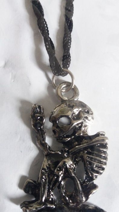 Conjunto de colares - NOVOS na embalagem