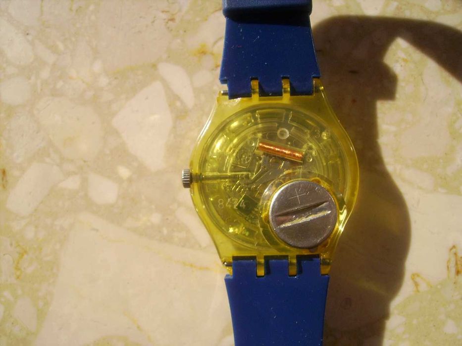 Zegarek Swatch gn209 Swiss Made uszkodzony + niebieski pasek oryginał stan bardzo dobry + pudełko bez baterii