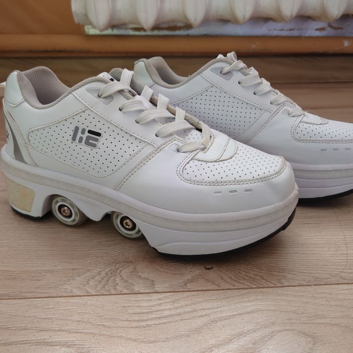 Кросівки-ролики 39р