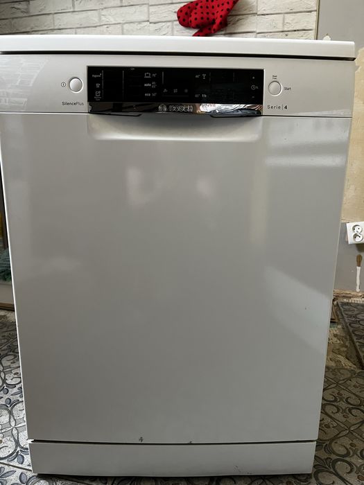 Zmywarka  z trzema szufladami BOSH