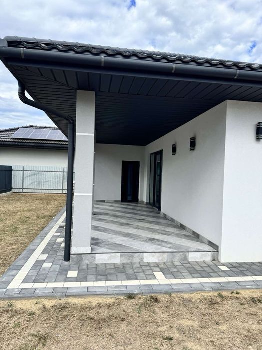 Продаж американки в Сторожниці (Чарда)