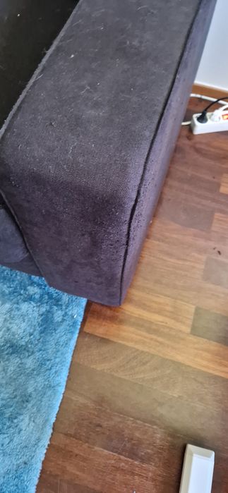 Sofá de 2 lugares em bom estado - Urgente !