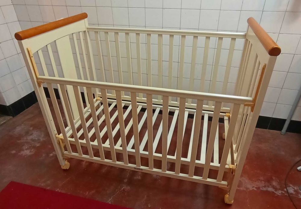 Cama de Bebé "TRAMA" Como Nova