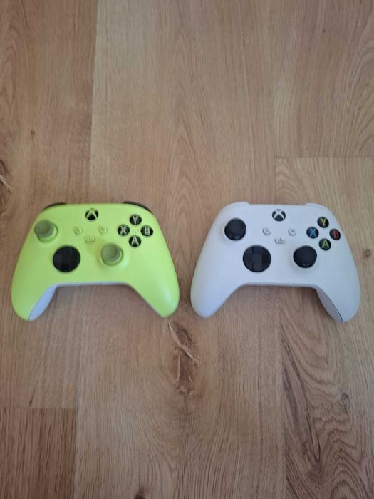 Xbox Series s 2 Pady stan idealny