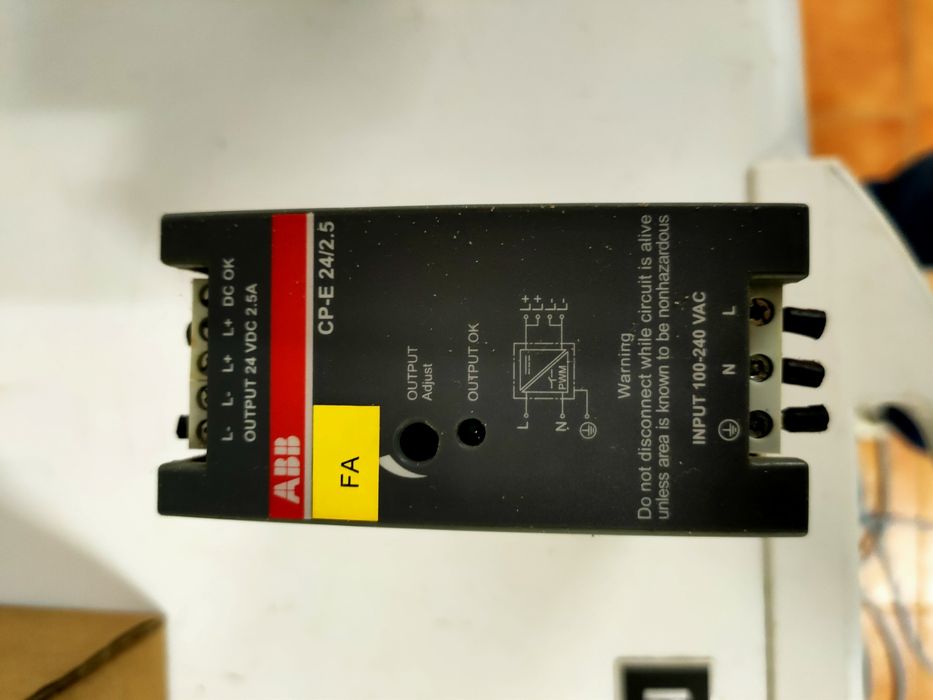 Various new and used electrical materials64552046611585123