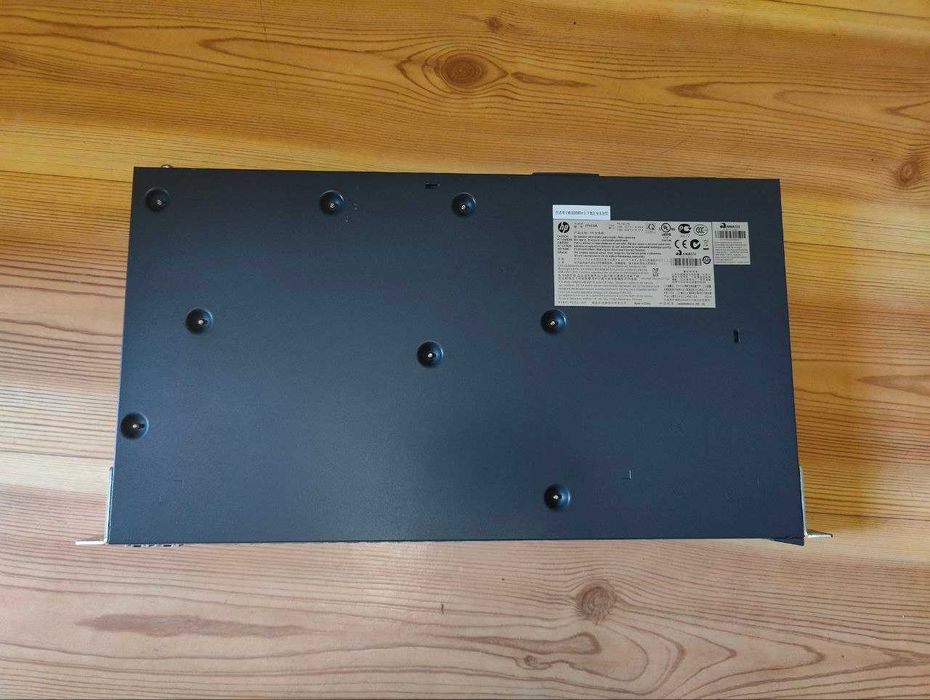 Комутатор HP J9623A 2620-24 свіч