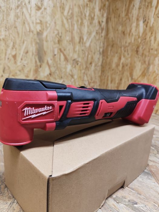 Milwaukee M18 narzędzie wielofunkcyjne multitool renowator M18BMT
