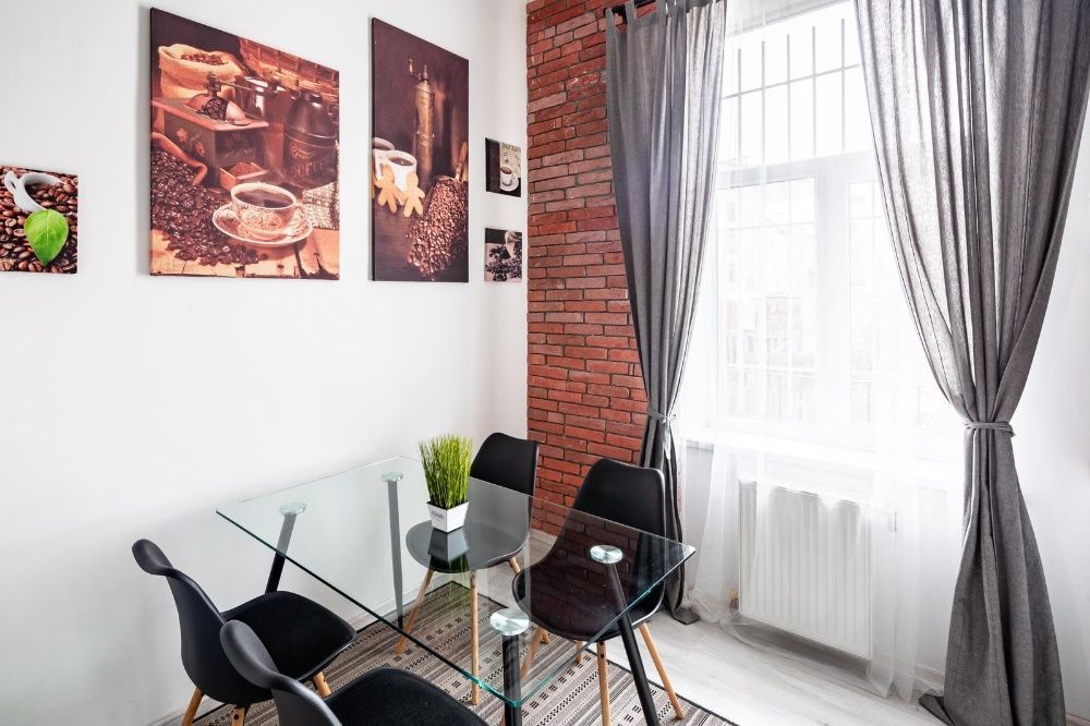 вул. Мартовича 3/Оренда Подобово дворівневі апартаменти/для 6 осіб