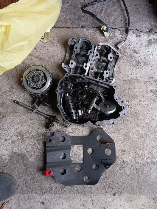 Двигун 250кубів 166fmm розбір
