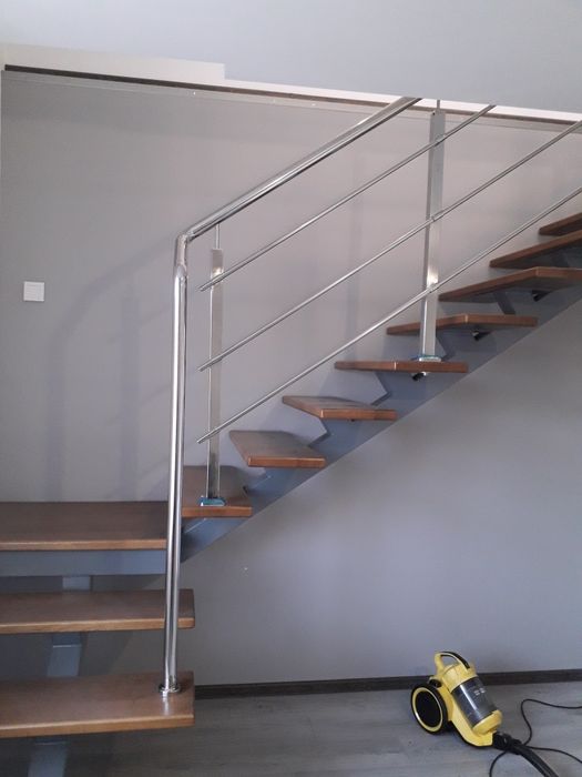 Перила з нержавійки,сходи, поручні,пандуси.