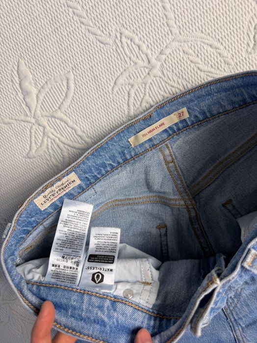 Spodnie Levi’s 70’s High Flare Baby Blue  143