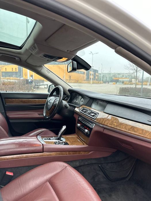 BMW 730IL 3.0 benzyna/orginalny przebieg/doinwestowana