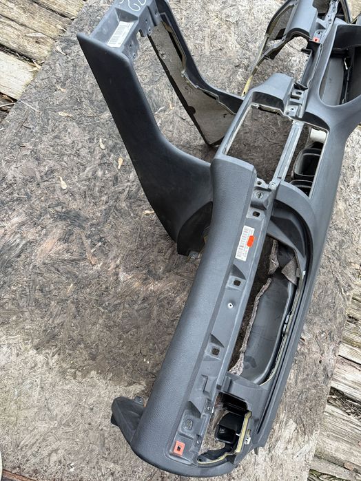 Торпедо консоль  BMW  3 E46