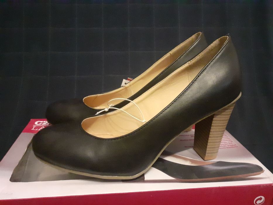 Nowe czółenka pantofle r. 38