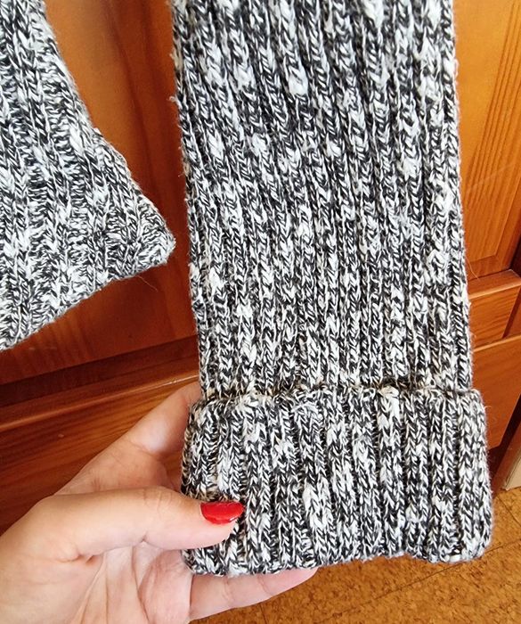 Camisola de malha com padrão em tons de cinzento/ preto, tamanho XS/ S