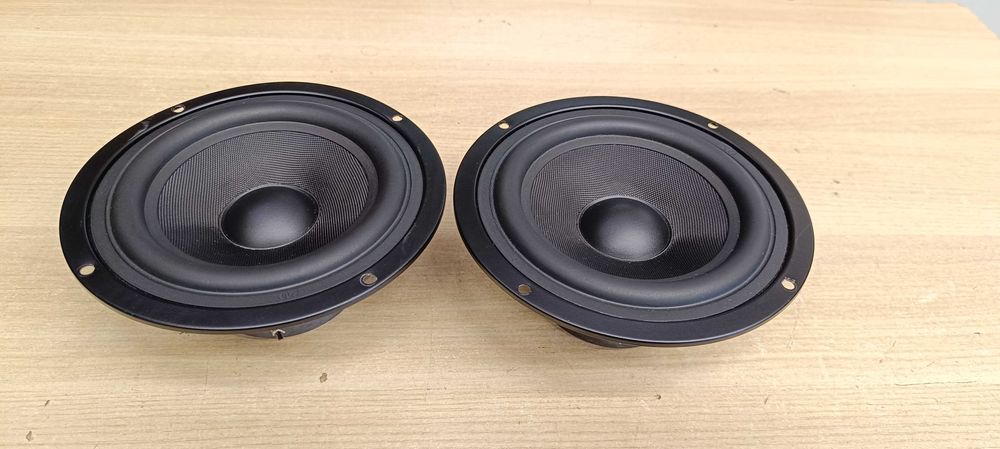 НЧ- динаміки 4-ом ( 147мм-по корзині)