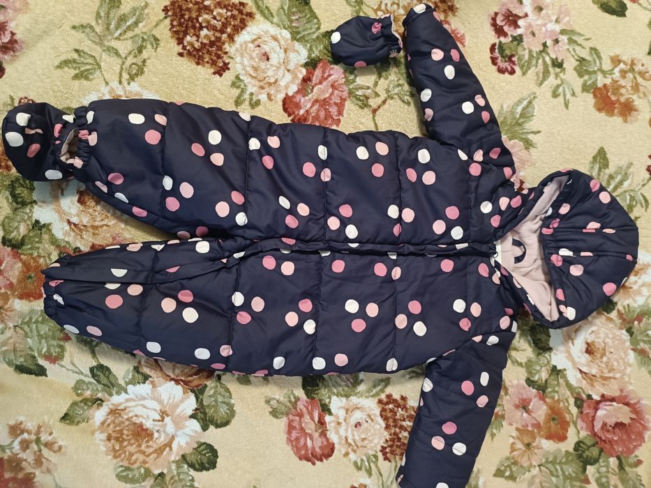 Дитячій зимовий комбінезон