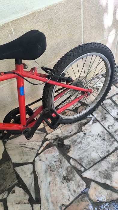 Bicicleta Criança / Jovem Roda 20 - Estilo BTT - Económica