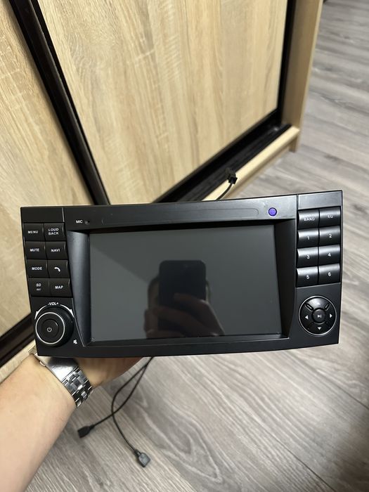 Магнітола mercedes benz w211 з підтримкою android auto i apple carplay